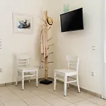 Makani Suites
